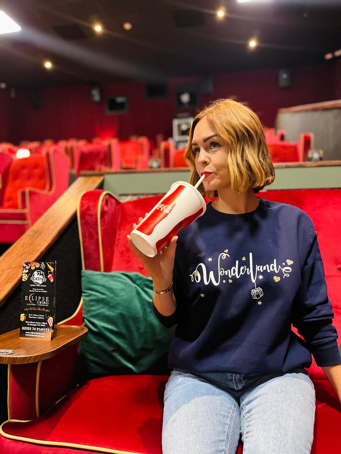 WONDERLAND CHRISTMAS SWEATER