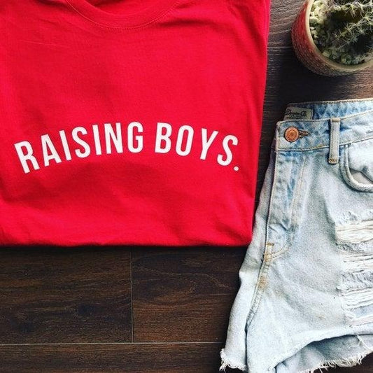 RAISING BOYS TEE
