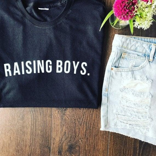 RAISING BOYS TEE