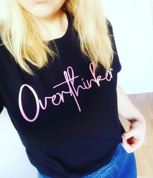 OVERTHINKER TEE