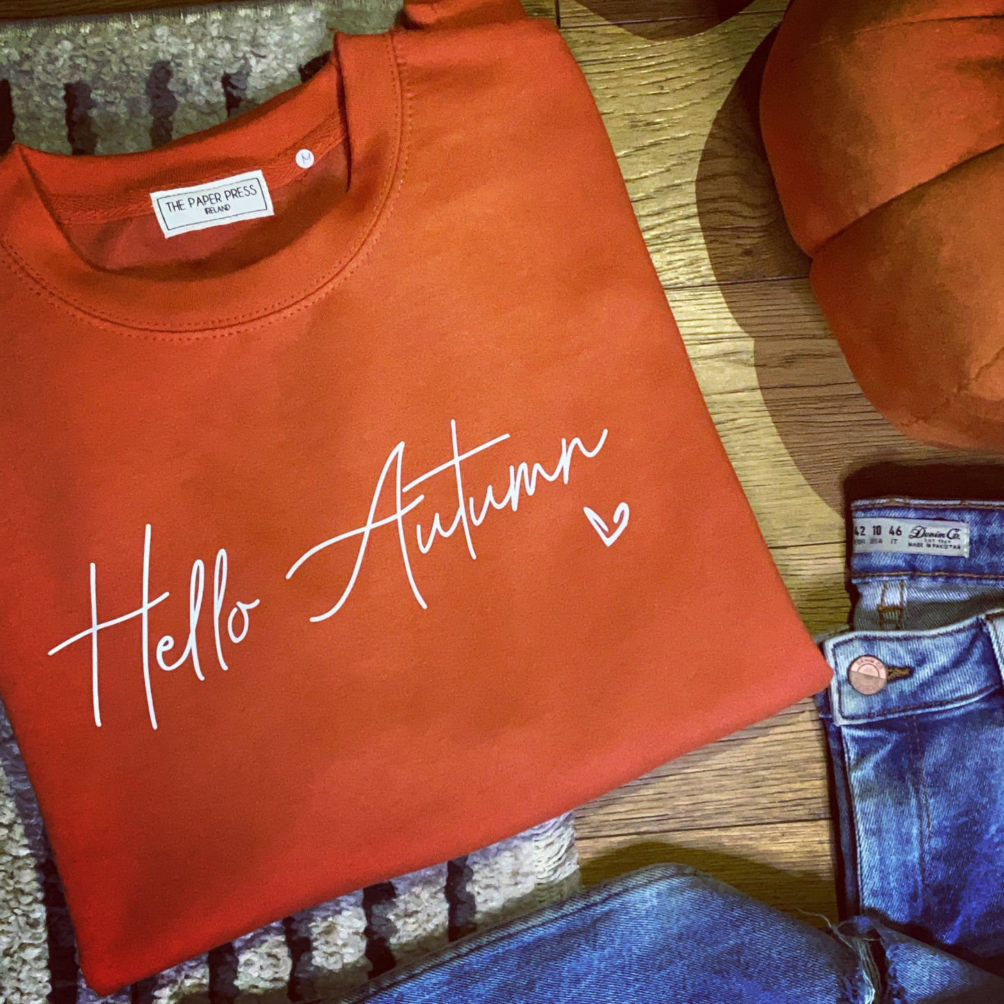 HELLO AUTUMN SWEATER-ThePaperPress